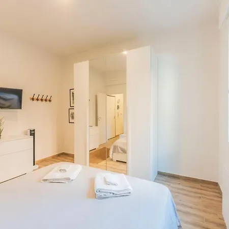 Apartment A 10 Min Da Sant'orsola - Interno 4 Con Design E Comfort Bologna